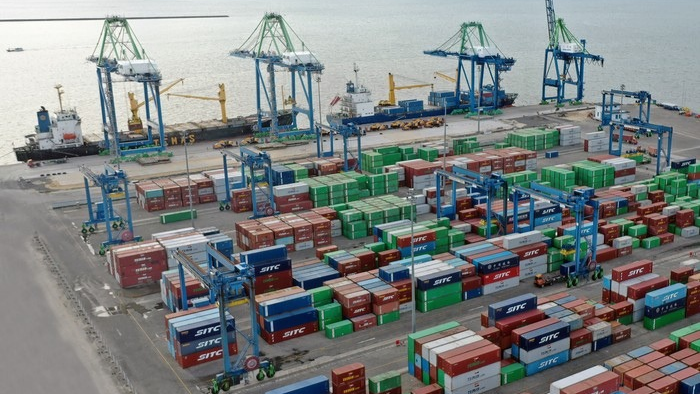 Makassar New Port Jadi Incaran
