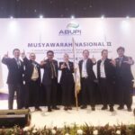 Tinggalkan Jauh Caketum Lain